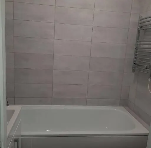 Ardara Town Centre 2 Bed ドネゴール