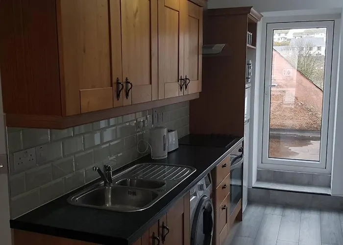 Ardara Town Centre 2 Bed * ドネゴール